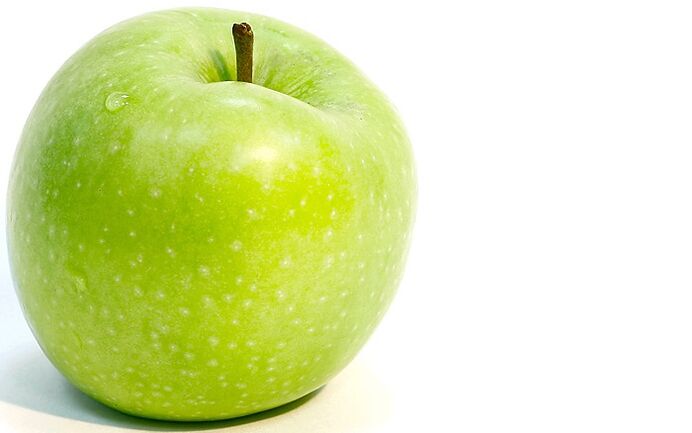 De lijst met voedingsmiddelen die zijn toegestaan ​​op het boekweitdieet omvat appels