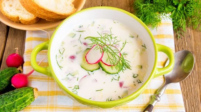 hoe okroshka te koken volgens het Dukan-dieet