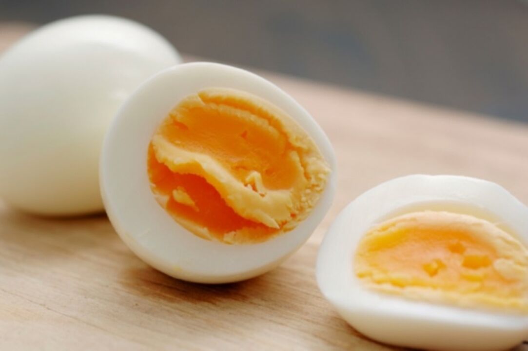 gekookte eieren voor het Japanse dieet