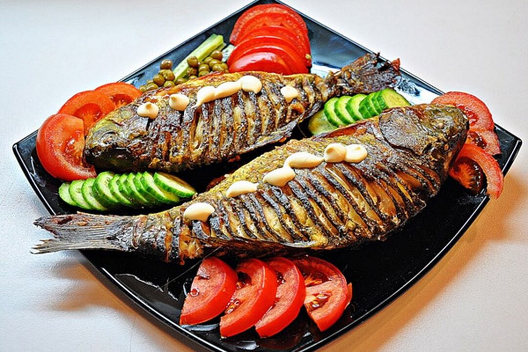 vis met groenten voor het Japanse dieet