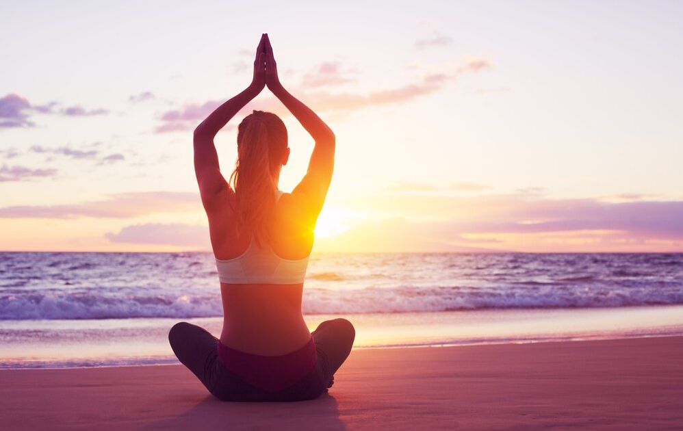 oefeningen met elementen van yoga voor gewichtsverlies